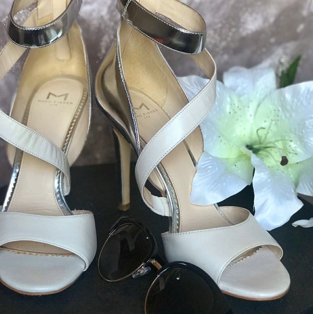 Shoes - Picture 2 of 3